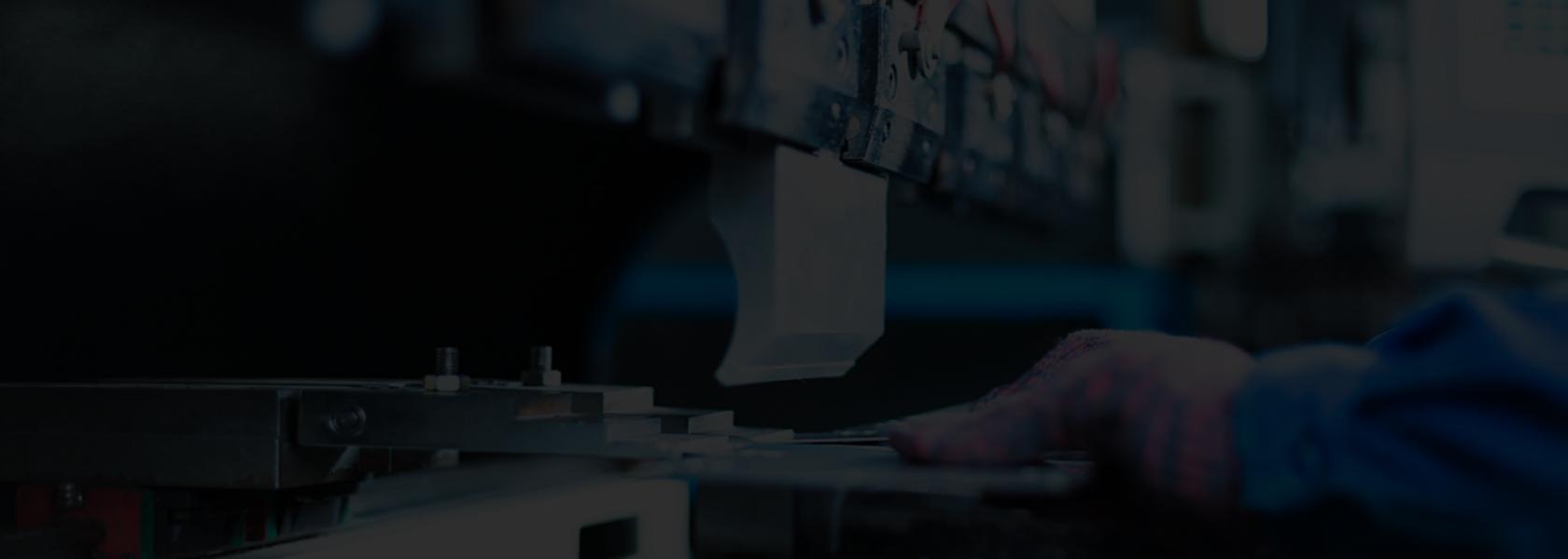 Cung cấp giải pháp chuyển đổi chất ô nhiễm cho hệ thống động cơ của xe thương mại và thiết bị di chuyển không đường bộ